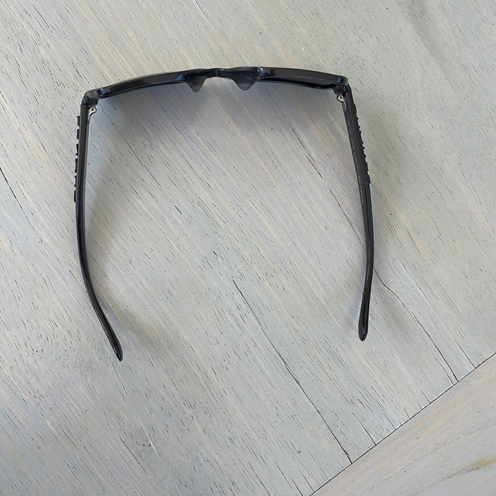 AUTHENTIC Chanel Square Sunglasses- Excellent condition - Picture 7 of 10